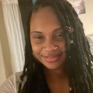 Meet your Posher, Annette